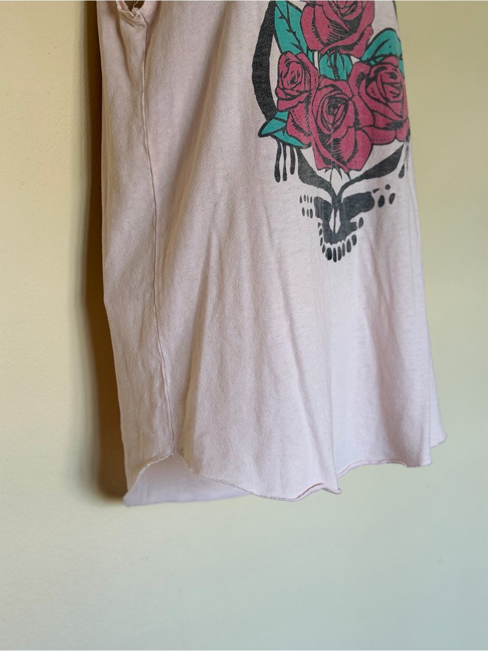 Small Junk Food Grateful Dead Light Pink Rose Graphic Tank Top - Picture 12 of 14